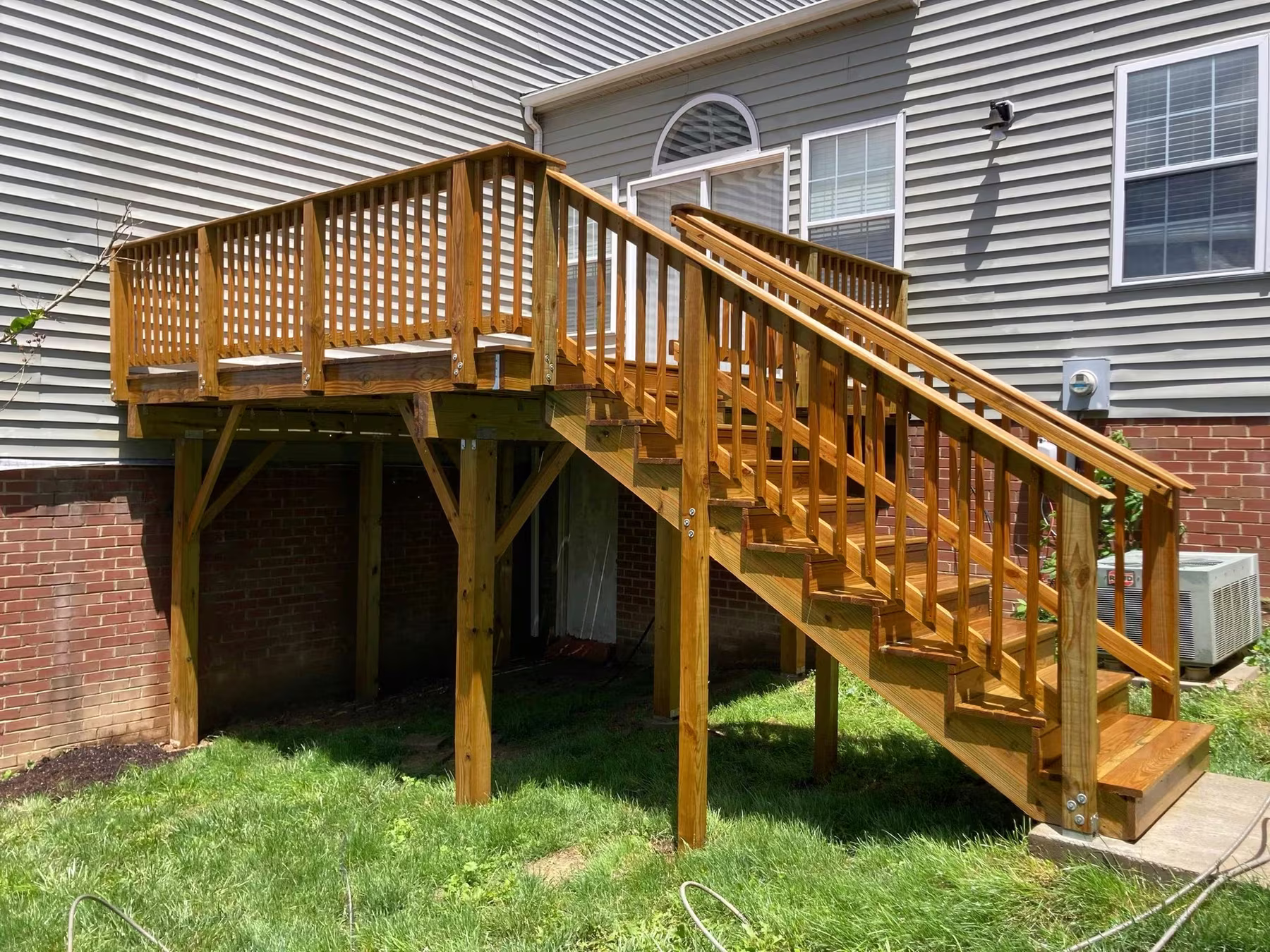 Deck services in Salem